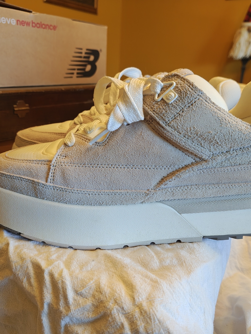 UGG GOLDENCUSH PLATFORM SUEDE SNEAKERS - Picture 3 of 6